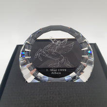 Lade das Bild in den Galerie-Viewer, SWAROVSKI Briefbeschwerer Pegasus Disk 1. Mai 1999 Athen
