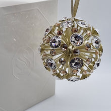 Lade das Bild in den Galerie-Viewer, SWAROVSKI Constella Weihnachtskugel 2022 Groß 5628031
