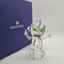 Lade das Bild in den Galerie-Viewer, SWAROVSKI DISNEY *Pixar Toy Story Buzz Lightyear 5428551
