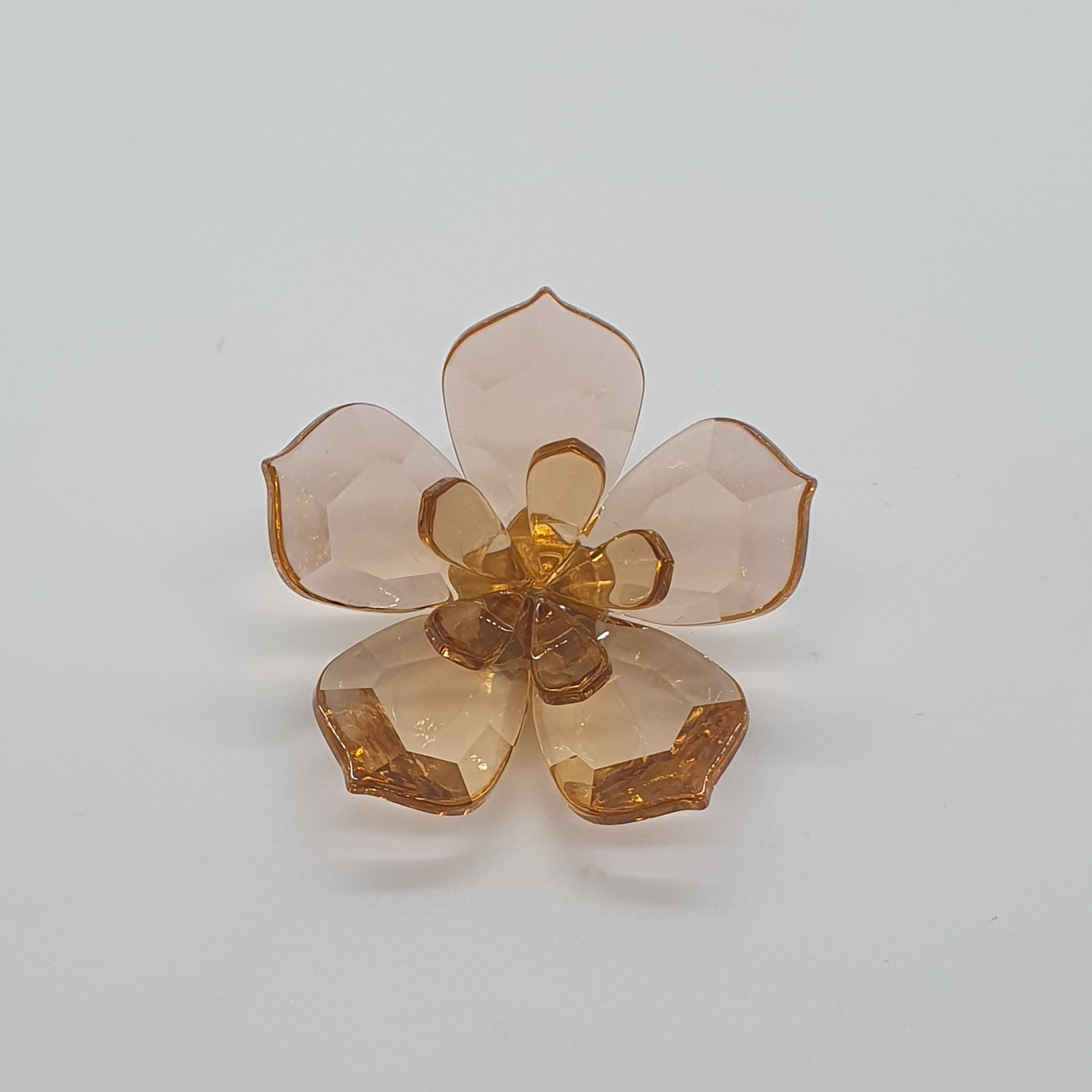 SWAROVSKI Garden Tales Magnolie Magnet Brosche Groß 5580028