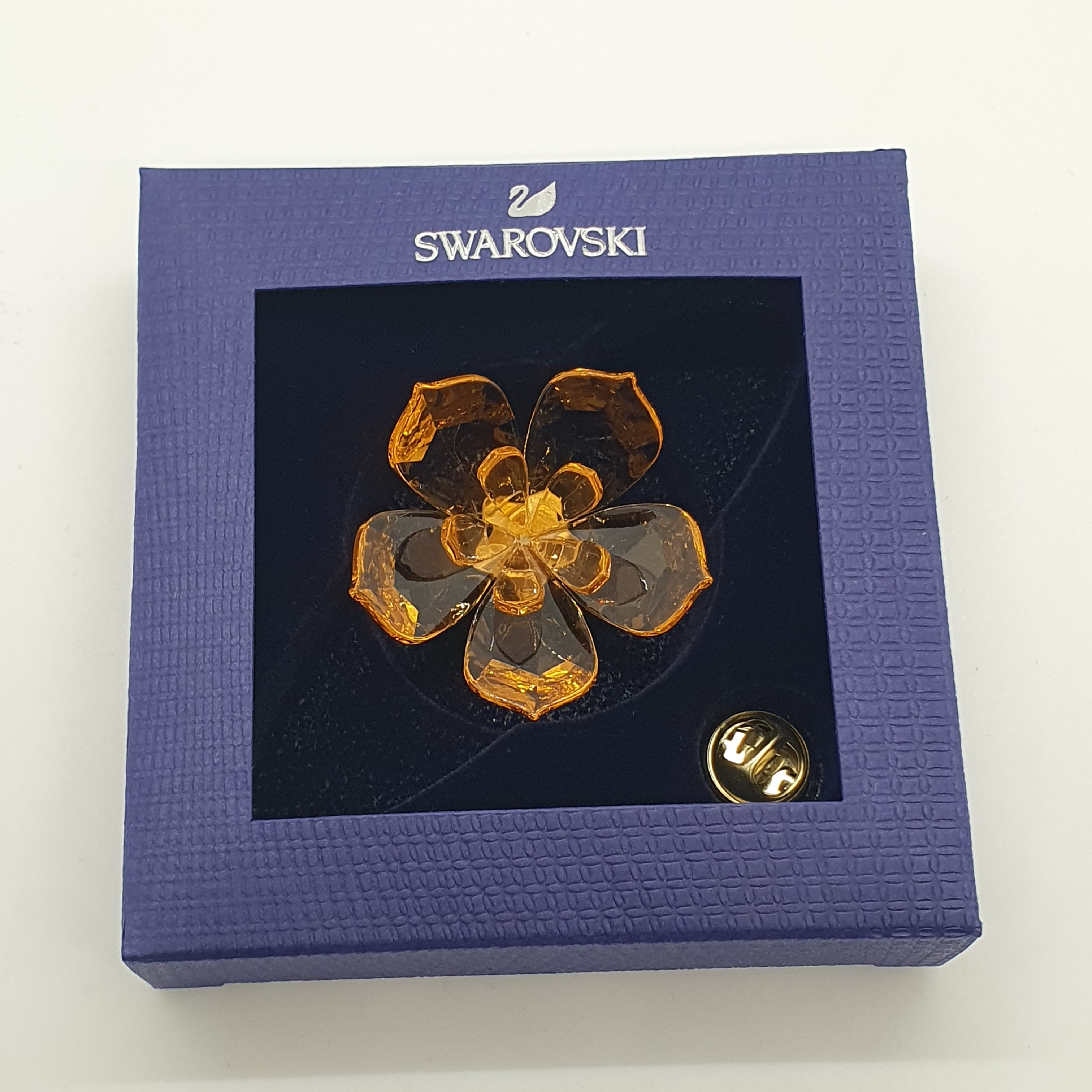 SWAROVSKI Garden Tales Magnolie Magnet Brosche Groß 5580028
