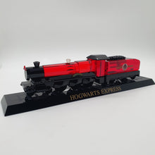 Lade das Bild in den Galerie-Viewer, SWAROVSKI Harry Potter Hogwarts Express 5506804
