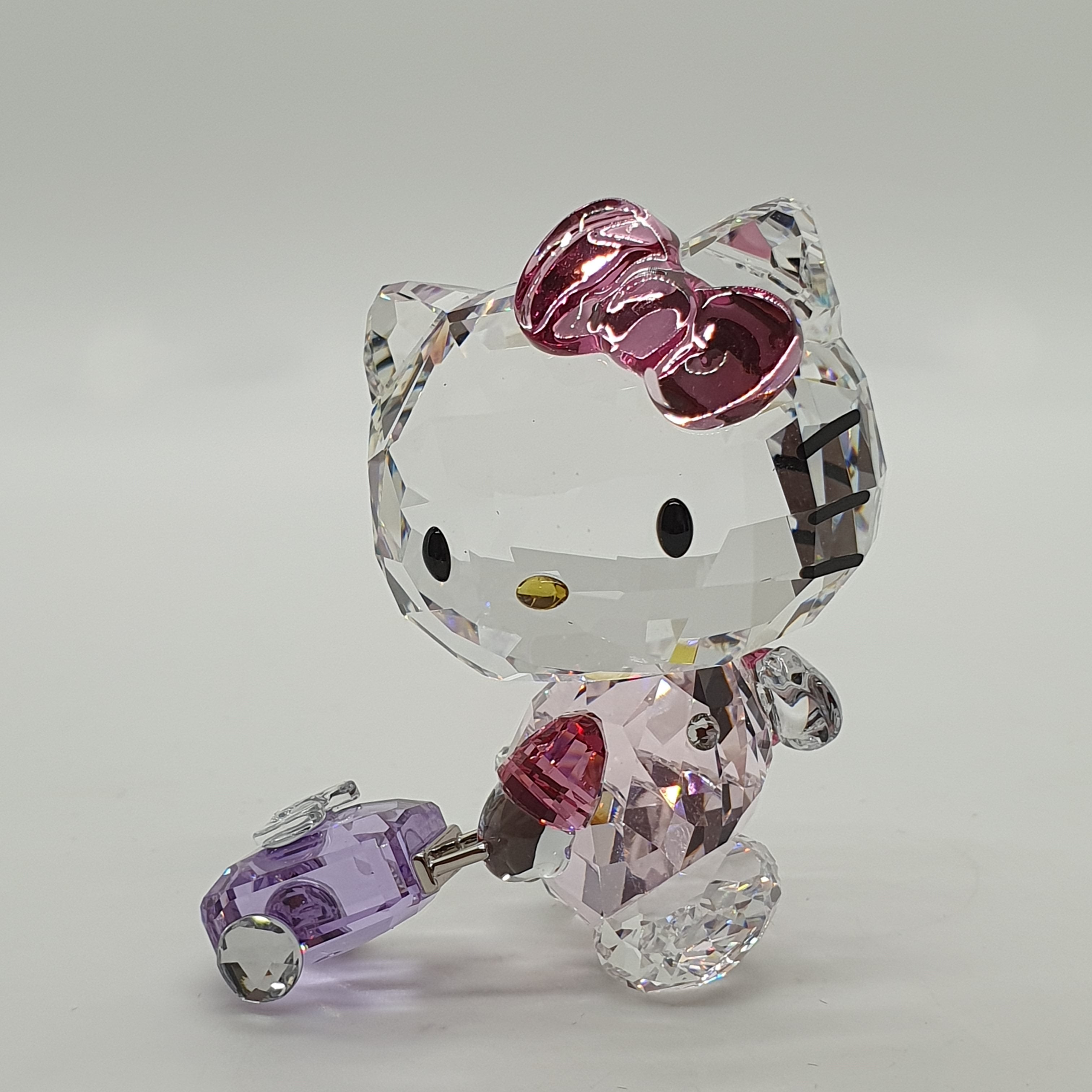 SWAROVSKI Hello Kitty Auf Reisen