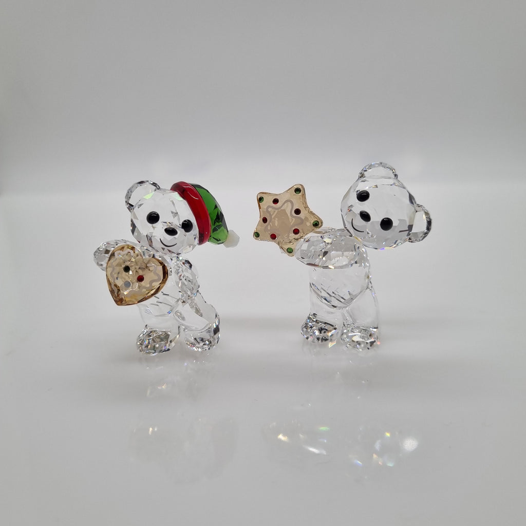 SWAROVSKI Kris Bär Weihnachten 2022 mit Lebkuchen Herz und Stern 5627747