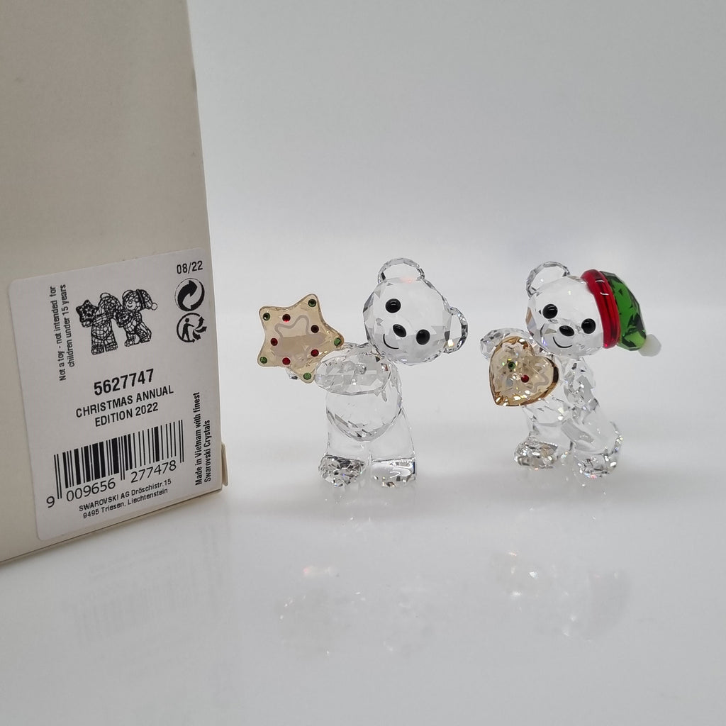 SWAROVSKI Kris Bär Weihnachten 2022 mit Lebkuchen Herz und Stern 5627747