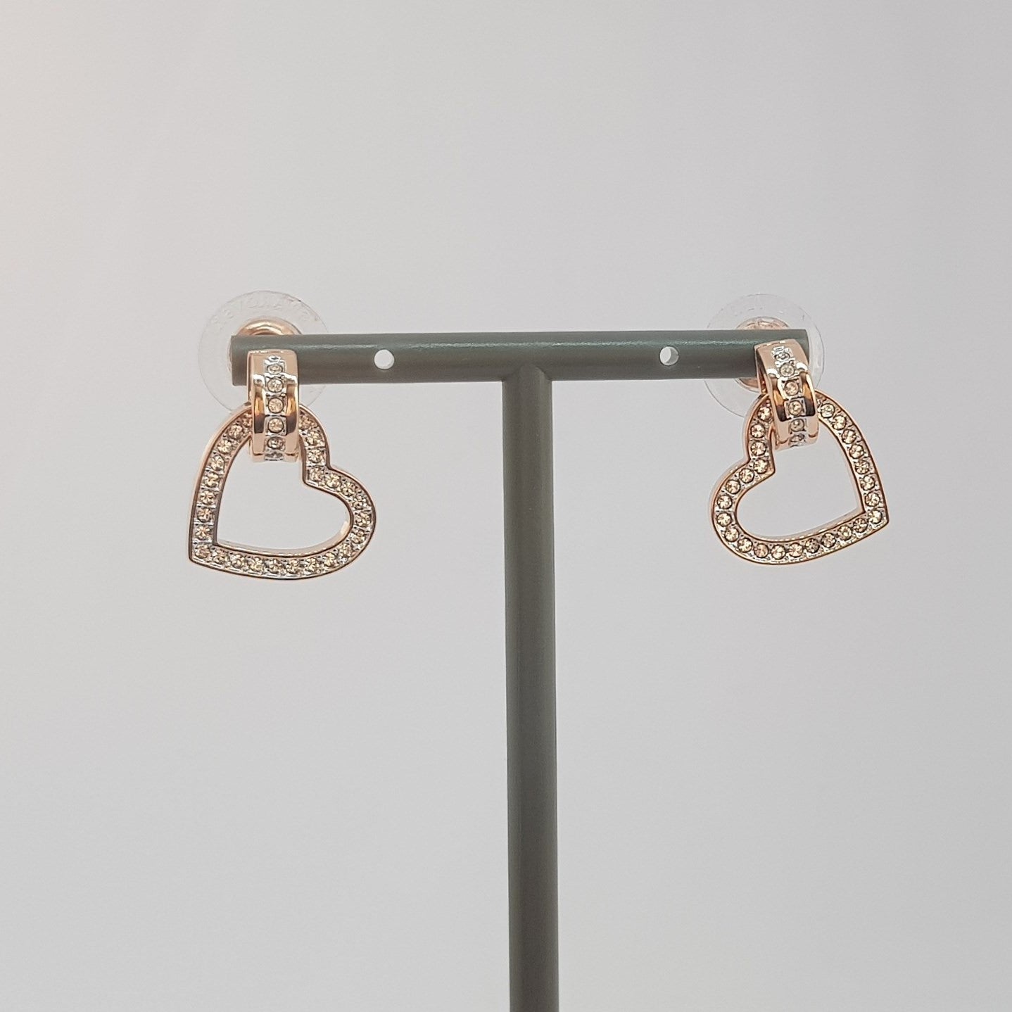 SWAROVSKI Lovely Herz Weiß Ohrringe, Roségold-Legierungsschicht 5616477