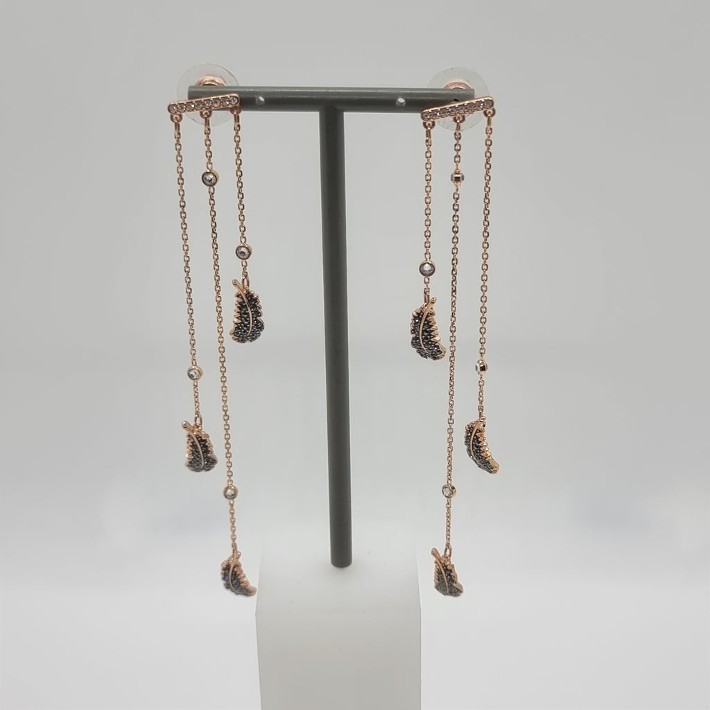 SWAROVSKI Feder Ohrringe Naughty Chandelier Roségold-Legierung