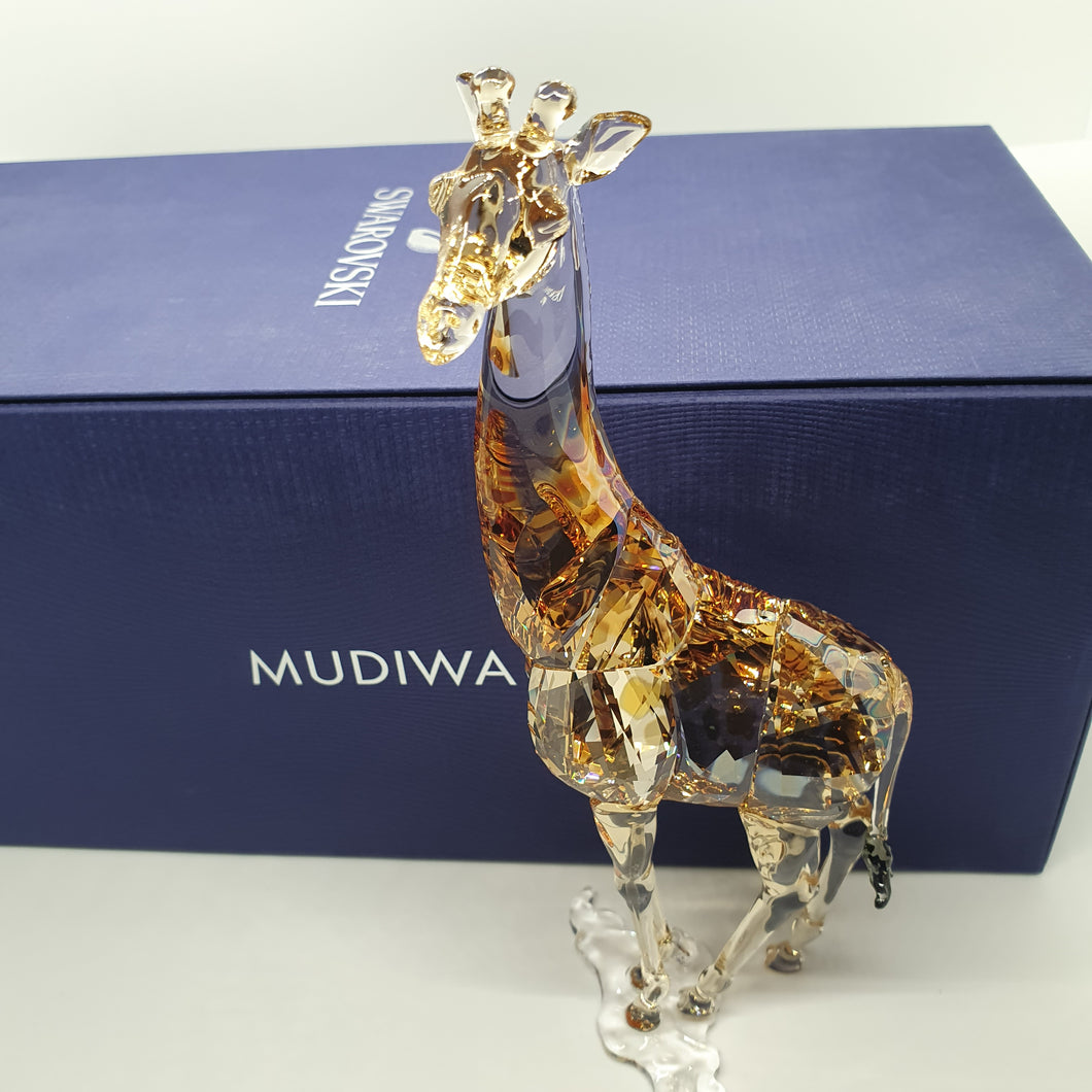 SWAROVSKI SCS Jahresfigur 2018 Giraffe Mudiwa 5301550