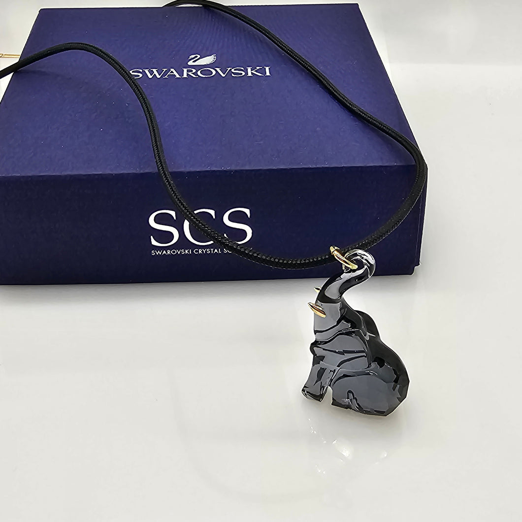 SWAROVSKI SCS Jahresfigur 2022 Elefant Fayola Halskette Anhänger 5612629