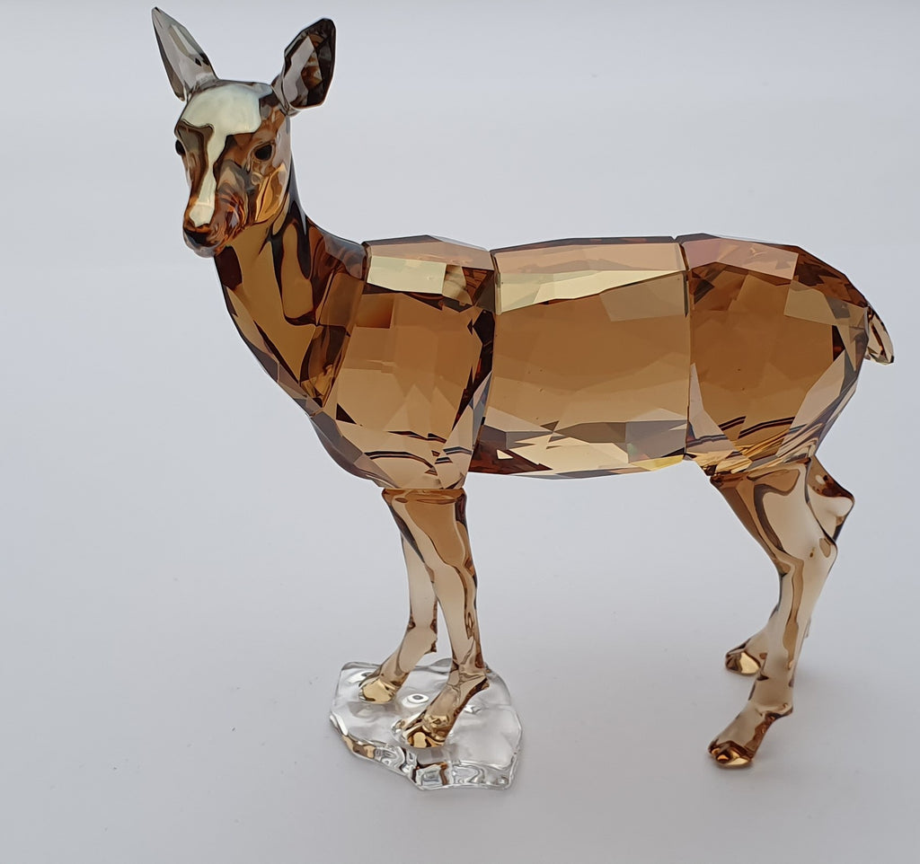 Swarovski SCS Jahresfigur Hirschkuh 2020 5490312