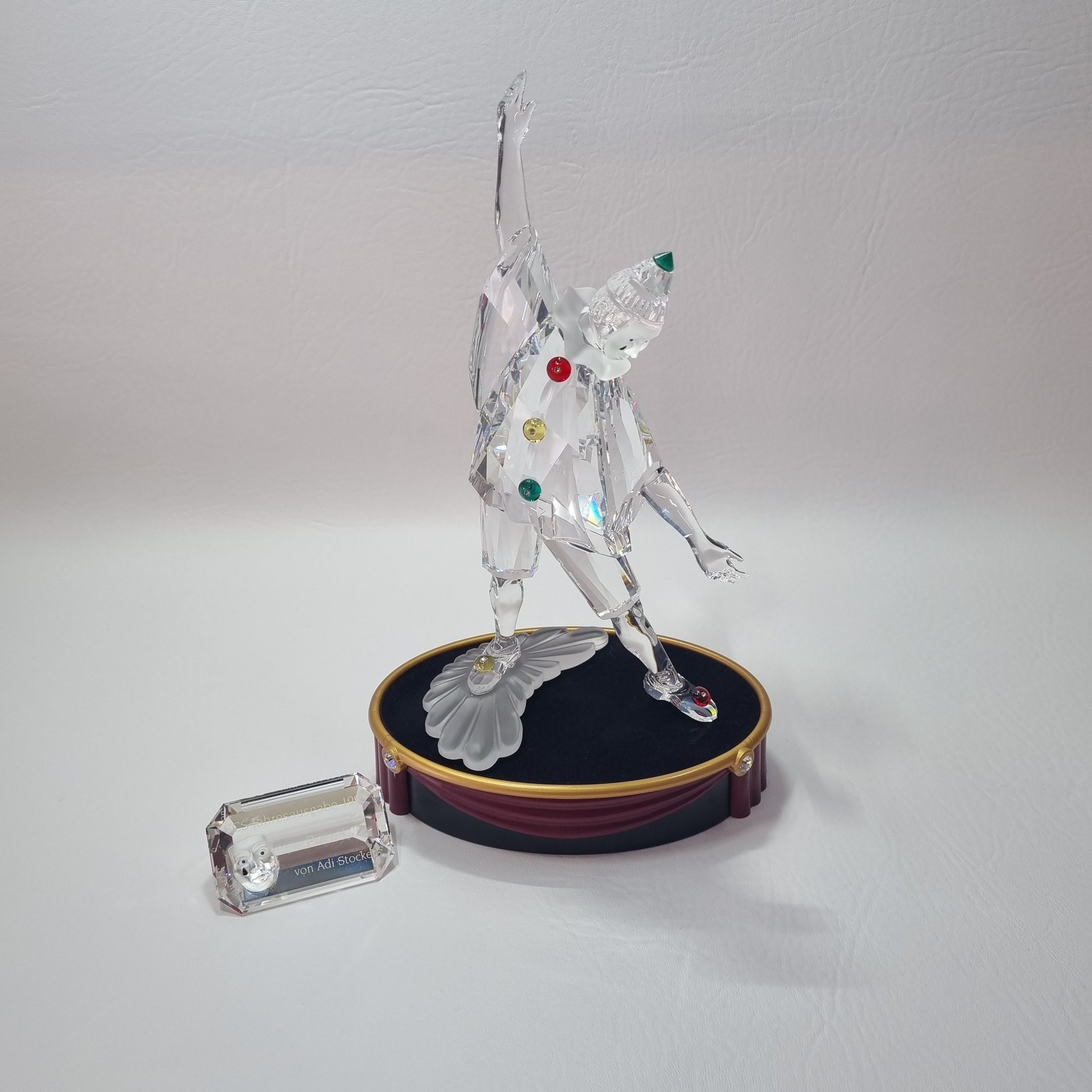 SWAROVSKI SCS Jahresfigur 1999 Pierrot, mit Schild und SWAROVSKI SCS Jahresfigur 1999 Pierrot, mit Schild und