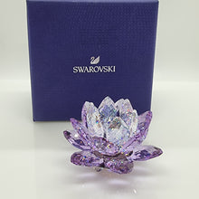 Lade das Bild in den Galerie-Viewer, SWAROVSKI Seerose Kerzenhalter Violett-Lila 5066011 oU
