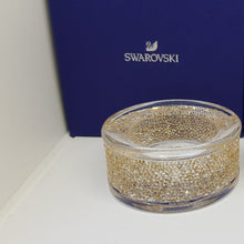 Lade das Bild in den Galerie-Viewer, SWAROVSKI Teelicht Shimmer Goldfarben 5428724
