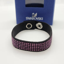 Lade das Bild in den Galerie-Viewer, SWAROVSKI Slake Simple Armband Schwarz mit Lila Kristallen 5070268
