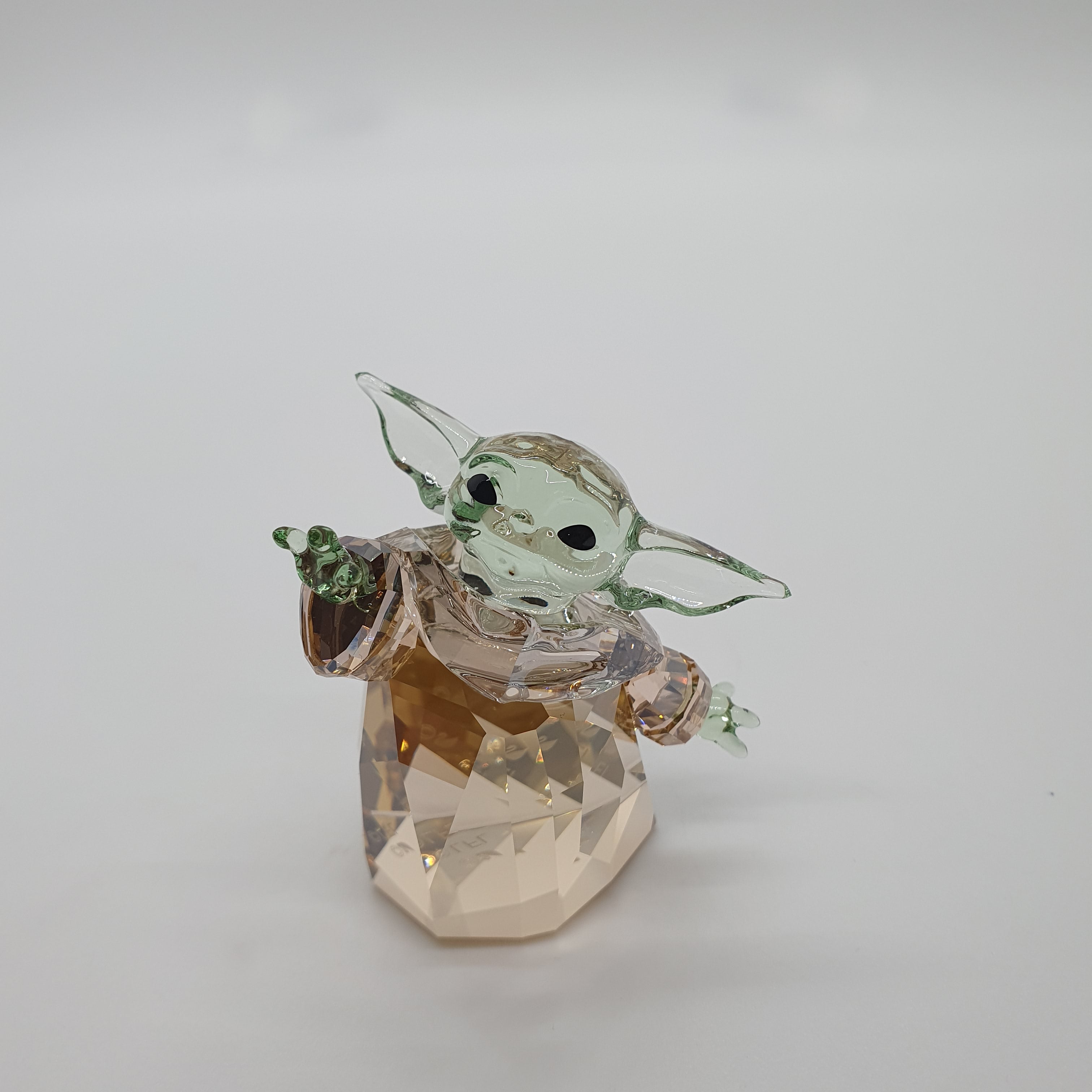 SWAROVSKI Star Wars Mandalorian, das Kind Grogu 5583201