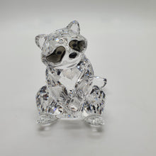 Lade das Bild in den Galerie-Viewer, SWAROVSKI Waschbär 5301563
