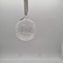 Lade das Bild in den Galerie-Viewer, SWAROVSKI Weihnachtskugel Klein 2015 - 2017 5135841
