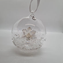 Lade das Bild in den Galerie-Viewer, SWAROVSKI Weihnachtskugel 2019 Groß Schneeflocke 5453636
