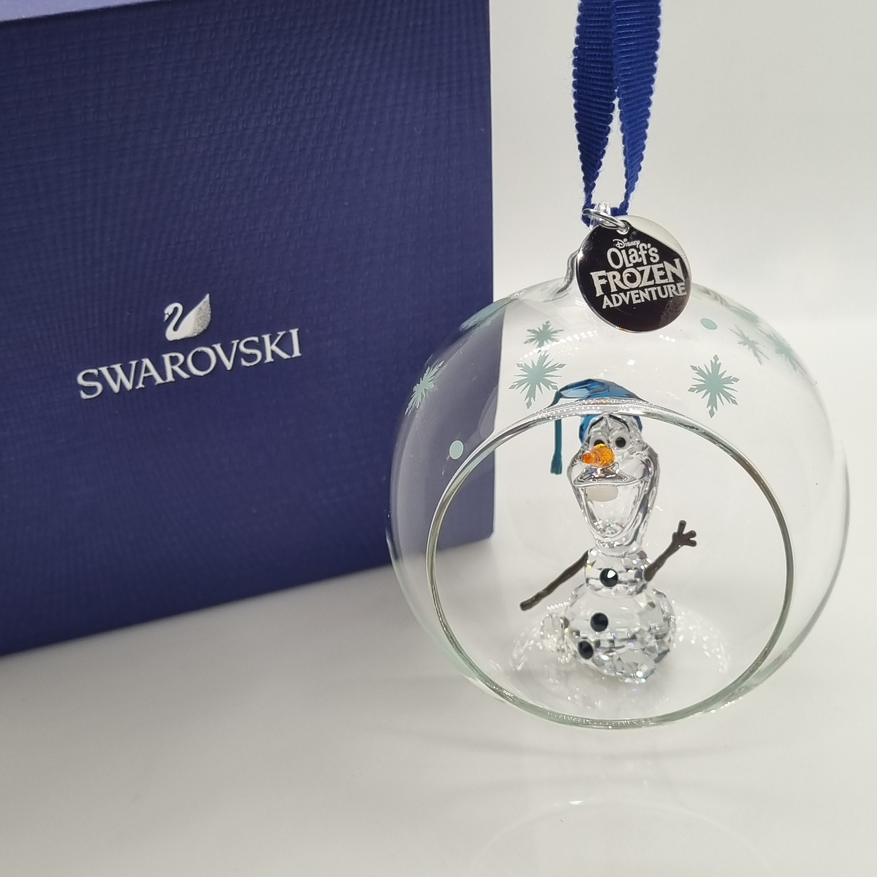 SWAROVSKI Weihnachtskugel 2022 Olaf Frozen Disney 5625132
