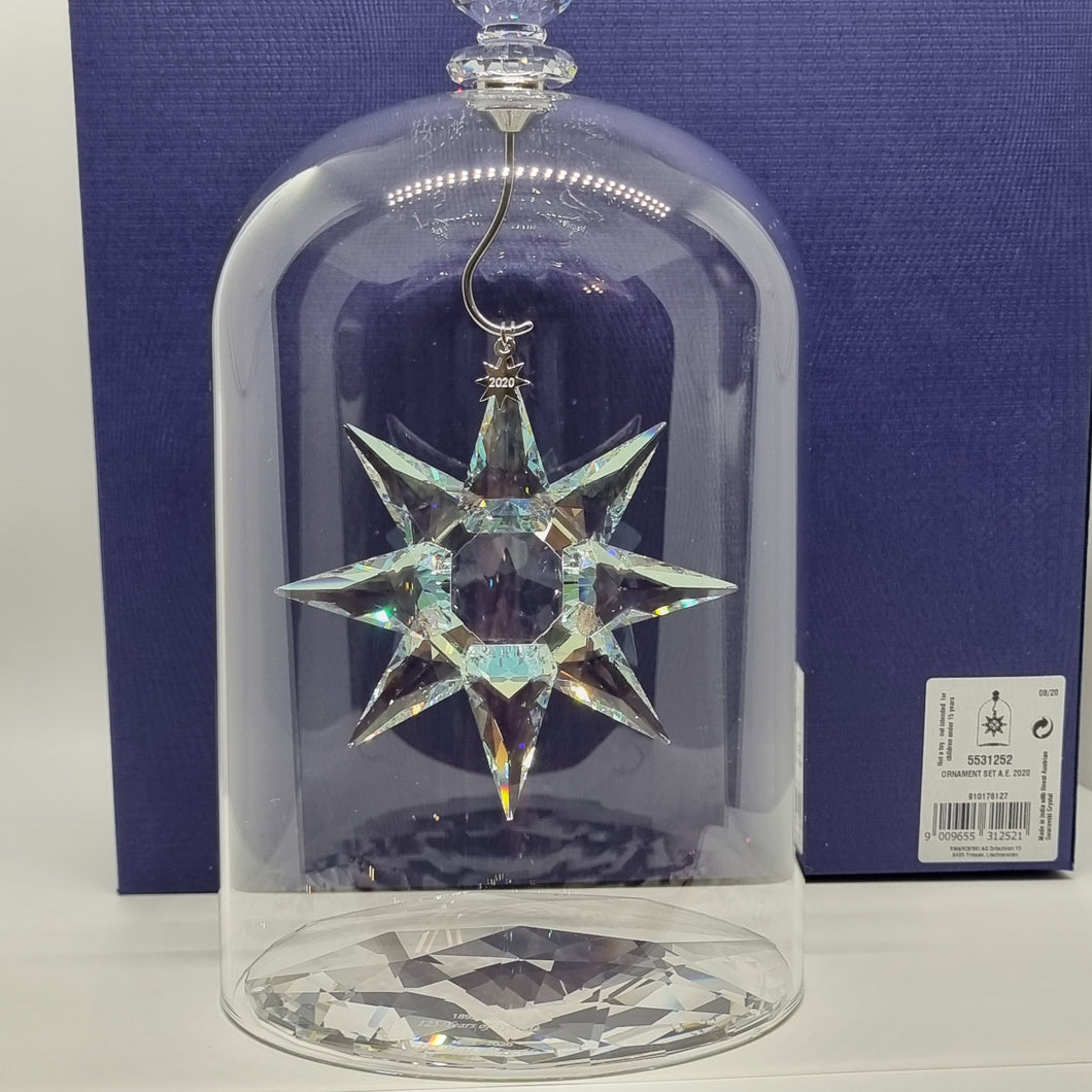 SWAROVSKI Weihnachtsstern 2020 Jubiläumsausgabe und Display Jubiläumsornament